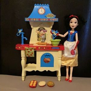 Disney Princess Stir 'n Bake Kitchen